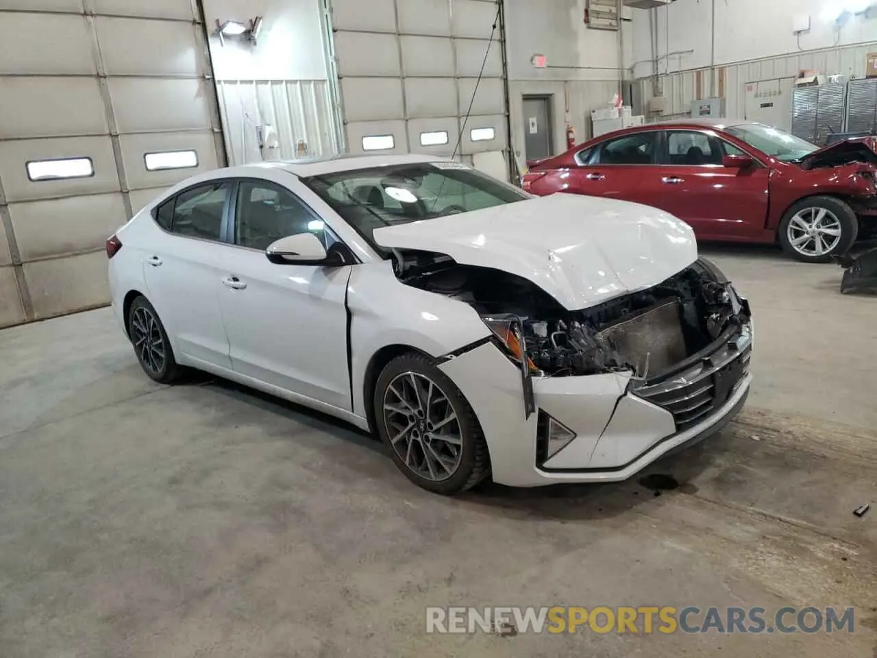 4 Photograph of a damaged car 5NPD84LF7LH536386 HYUNDAI ELANTRA 2020