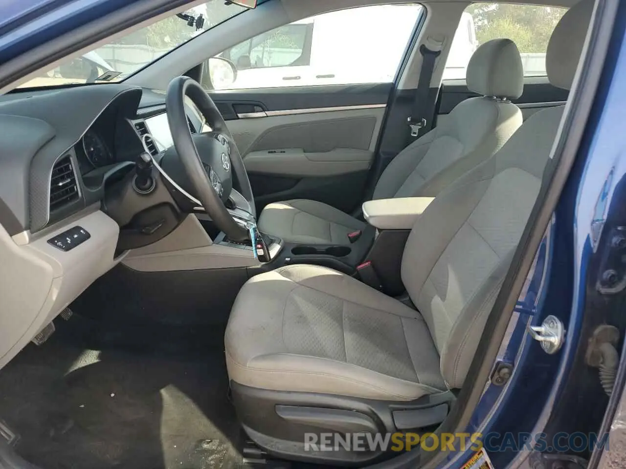 7 Photograph of a damaged car 5NPD84LF7LH540860 HYUNDAI ELANTRA 2020