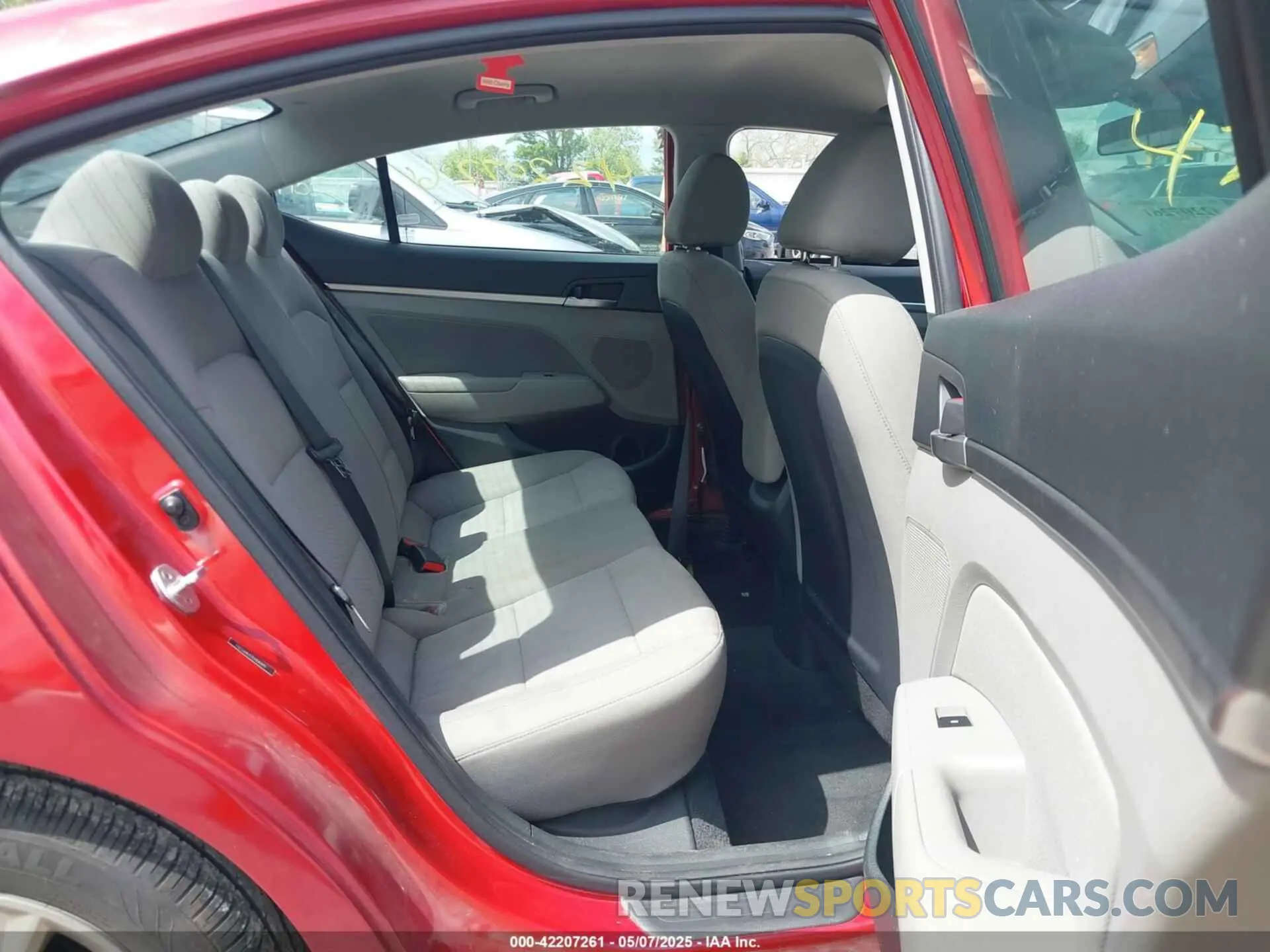 8 Photograph of a damaged car 5NPD84LF7LH541491 HYUNDAI ELANTRA 2020