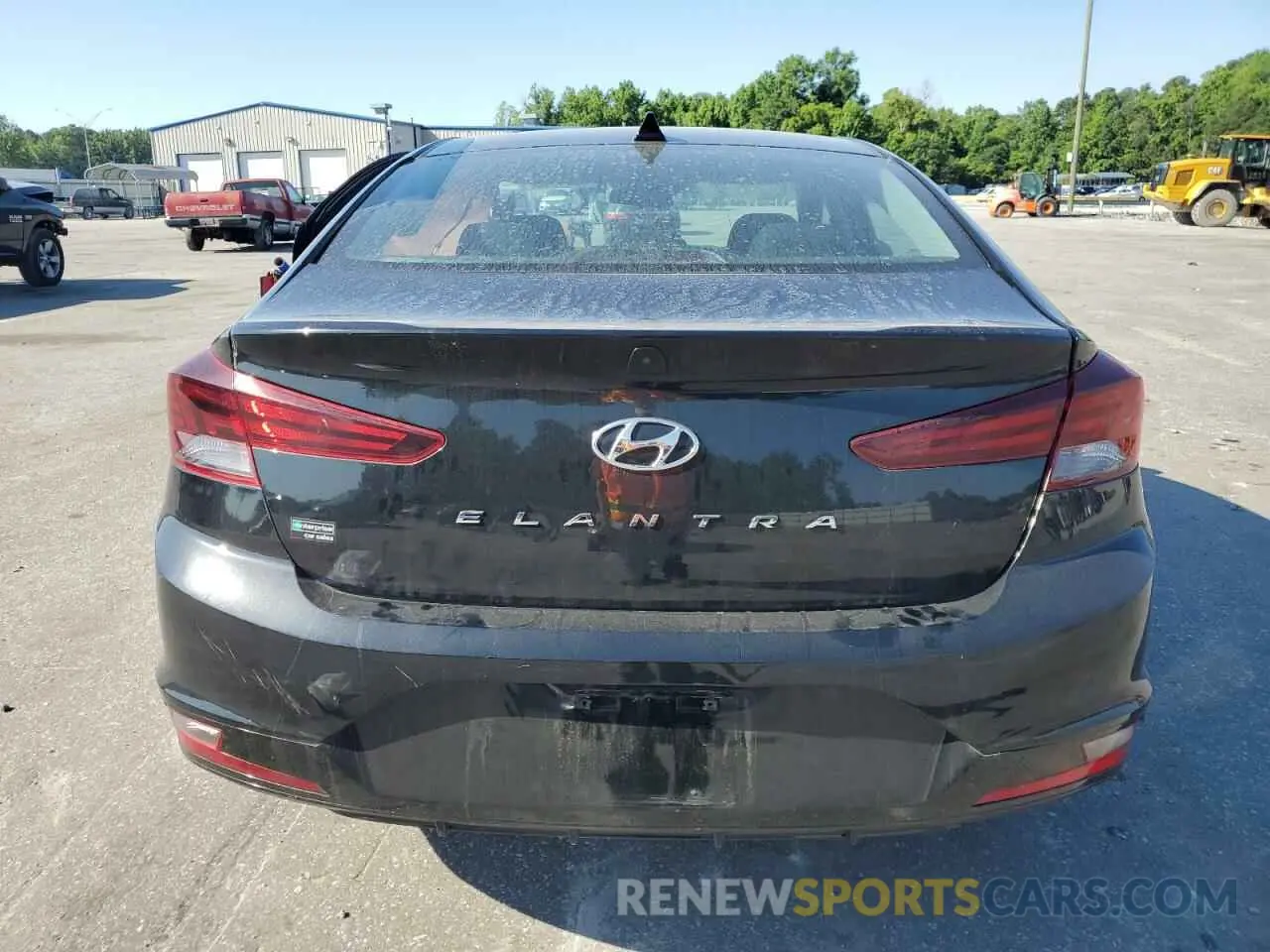 6 Photograph of a damaged car 5NPD84LF7LH543760 HYUNDAI ELANTRA 2020