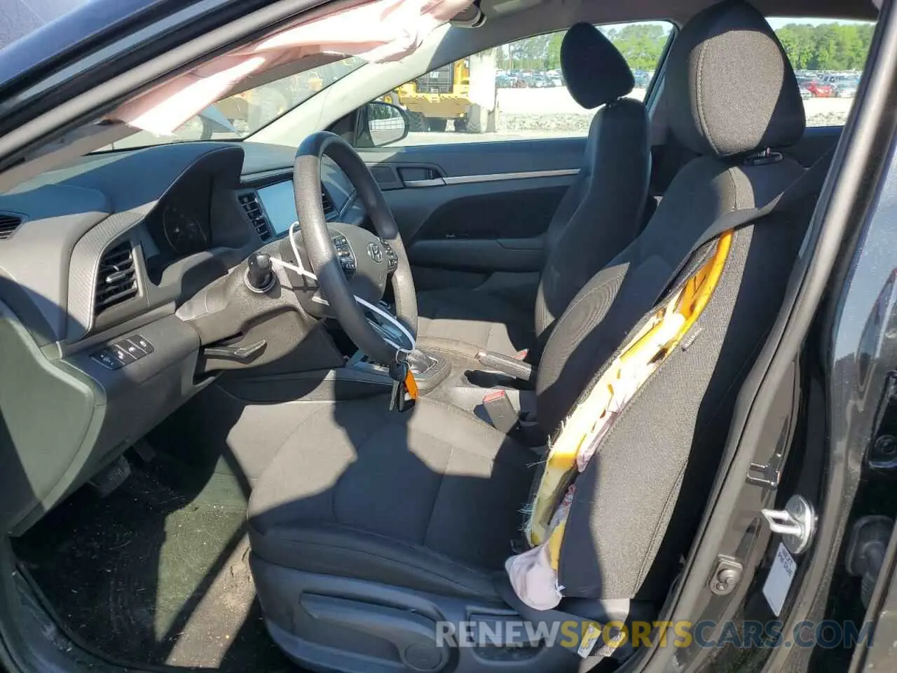 7 Photograph of a damaged car 5NPD84LF7LH543760 HYUNDAI ELANTRA 2020