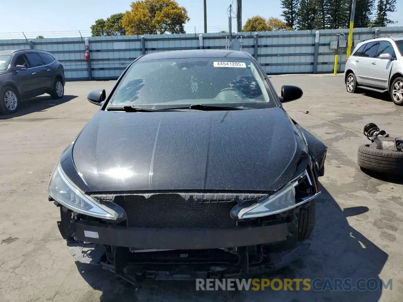 5 Photograph of a damaged car 5NPD84LF7LH549011 HYUNDAI ELANTRA 2020