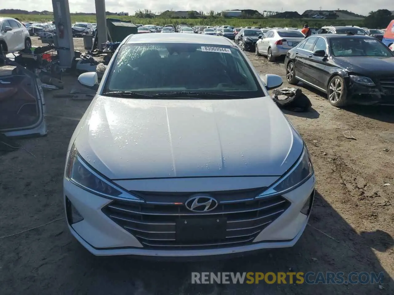 5 Photograph of a damaged car 5NPD84LF7LH553639 HYUNDAI ELANTRA 2020