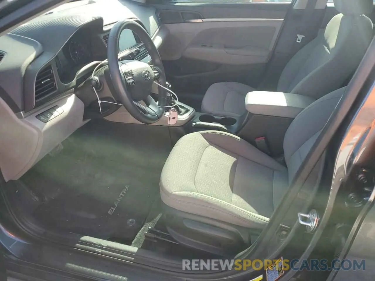 7 Photograph of a damaged car 5NPD84LF7LH558548 HYUNDAI ELANTRA 2020