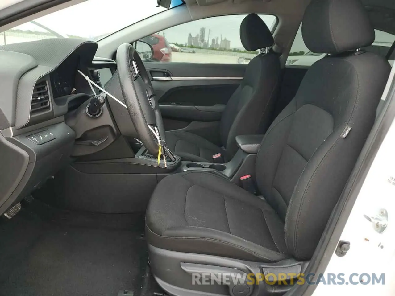 7 Photograph of a damaged car 5NPD84LF7LH571591 HYUNDAI ELANTRA 2020