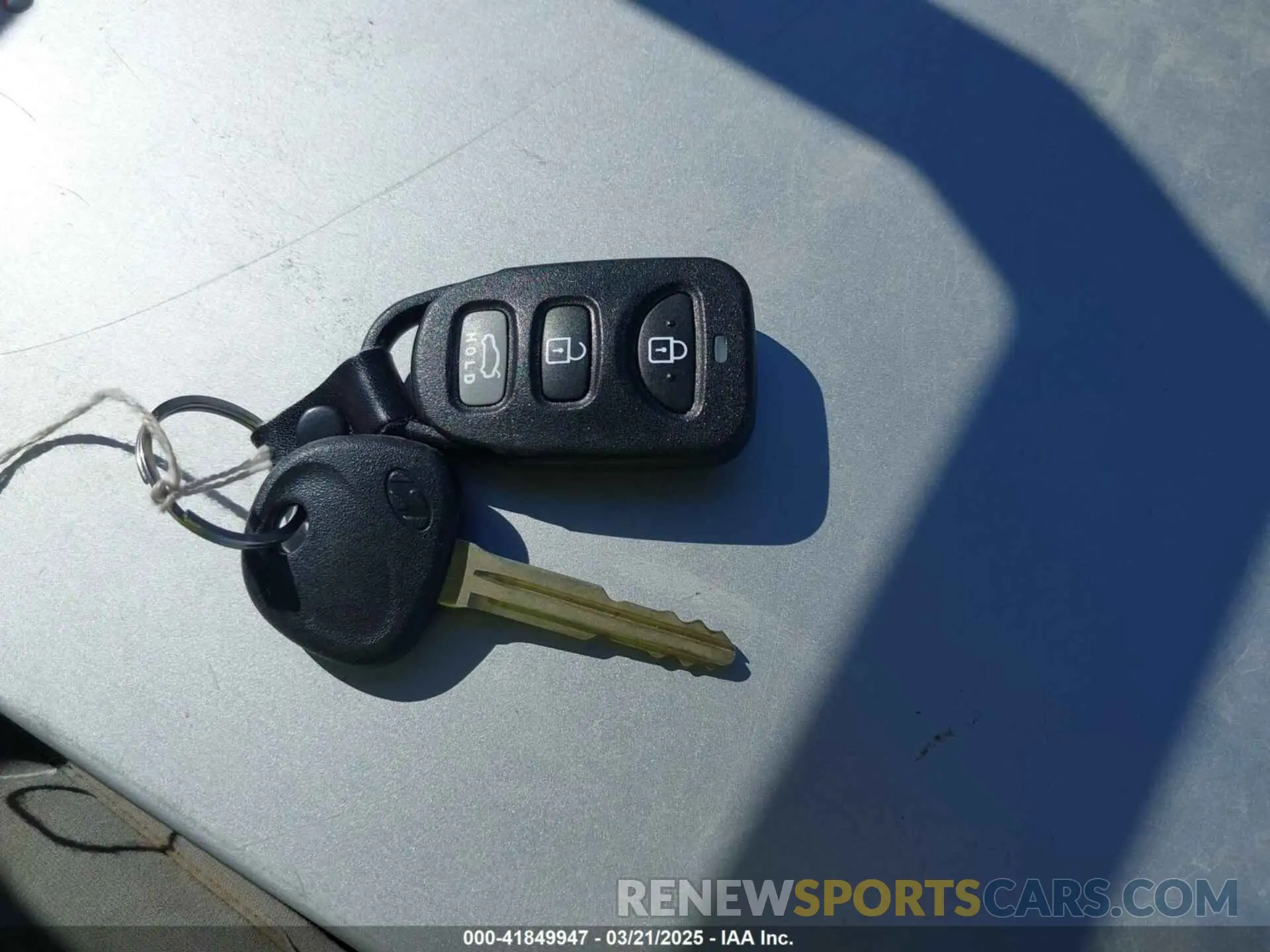 11 Photograph of a damaged car 5NPD84LF7LH572739 HYUNDAI ELANTRA 2020