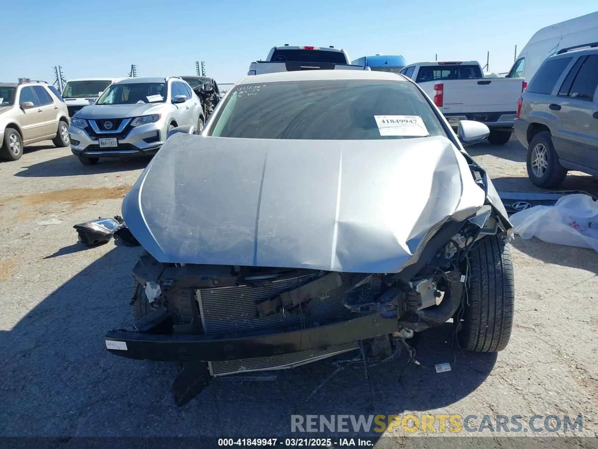 13 Photograph of a damaged car 5NPD84LF7LH572739 HYUNDAI ELANTRA 2020