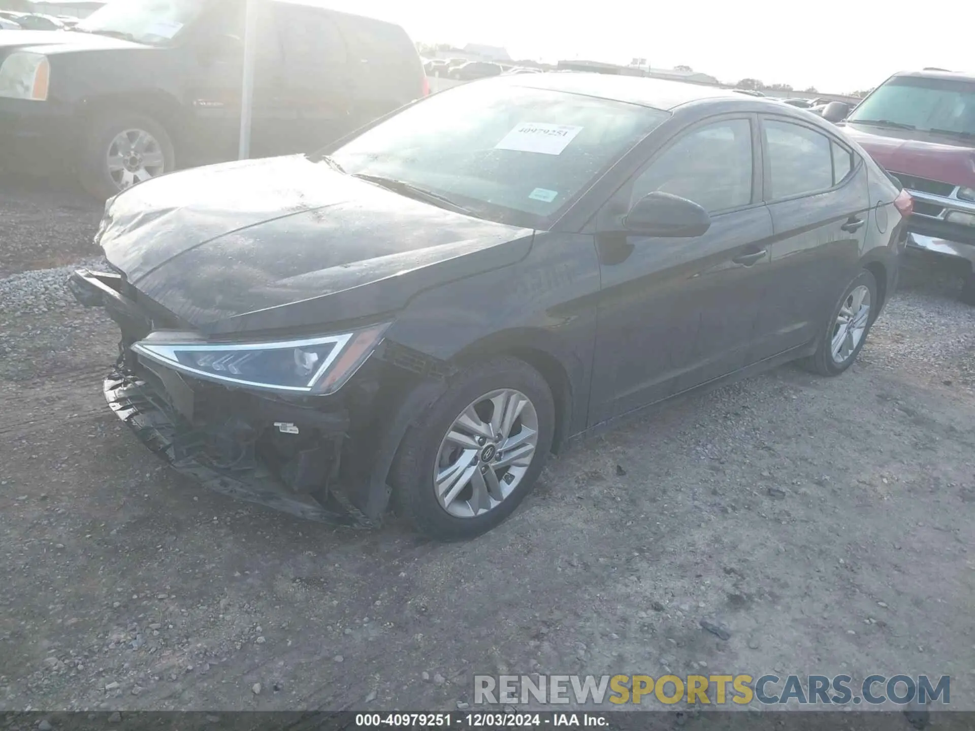 2 Photograph of a damaged car 5NPD84LF7LH577049 HYUNDAI ELANTRA 2020
