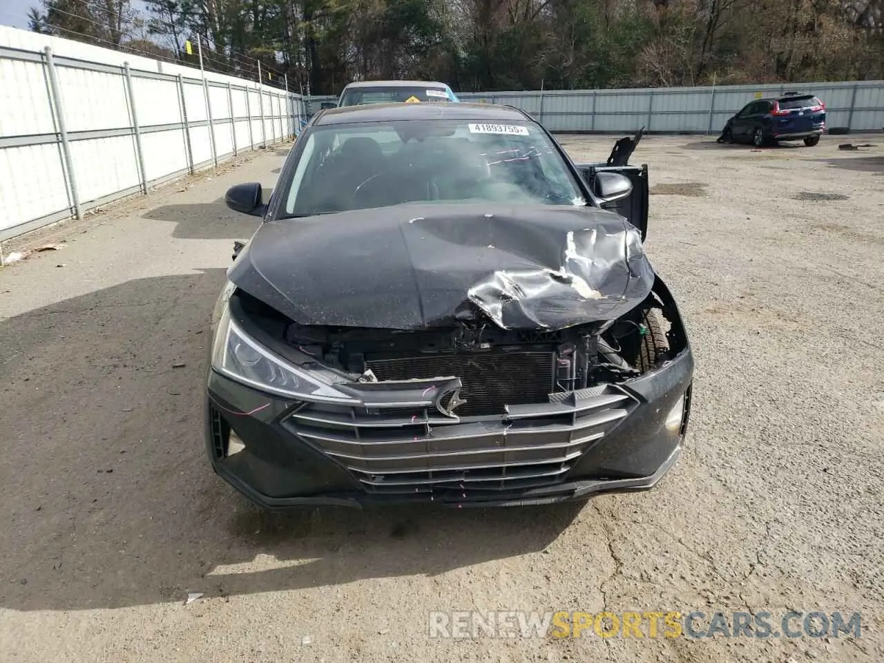 5 Photograph of a damaged car 5NPD84LF7LH580470 HYUNDAI ELANTRA 2020