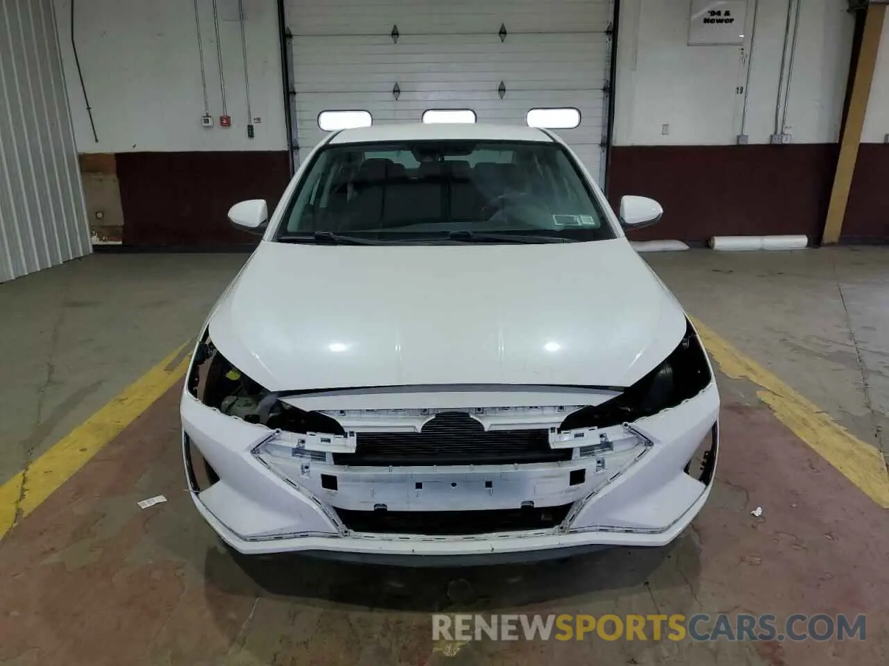 5 Photograph of a damaged car 5NPD84LF7LH583675 HYUNDAI ELANTRA 2020