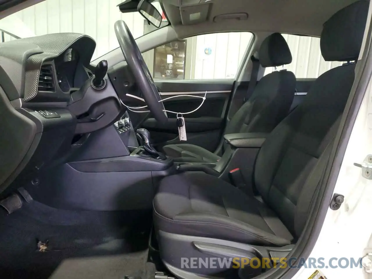 7 Photograph of a damaged car 5NPD84LF7LH583675 HYUNDAI ELANTRA 2020