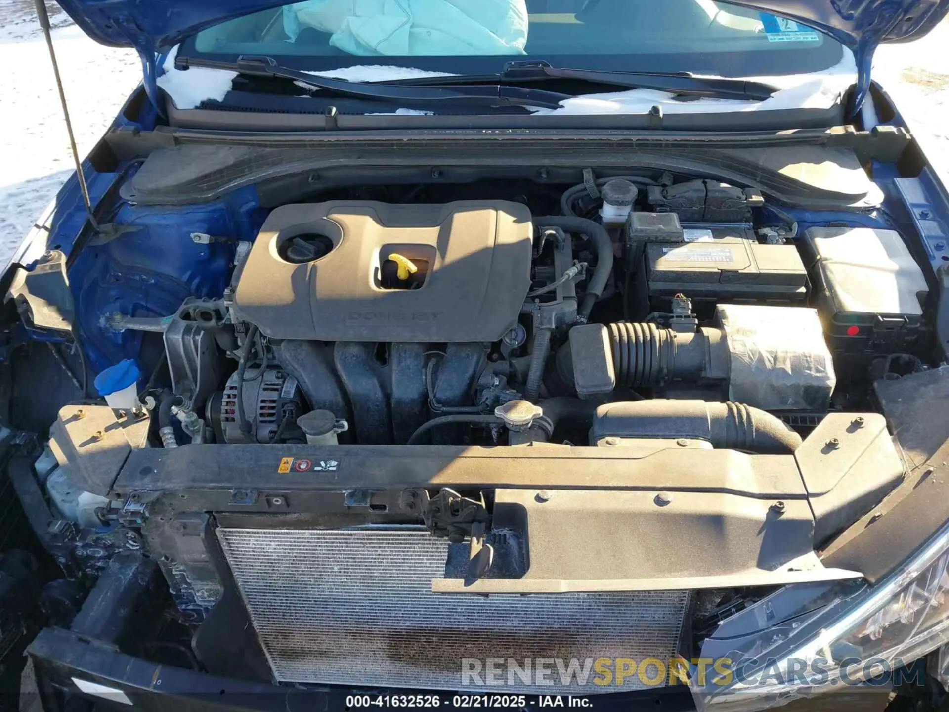 10 Photograph of a damaged car 5NPD84LF7LH587645 HYUNDAI ELANTRA 2020