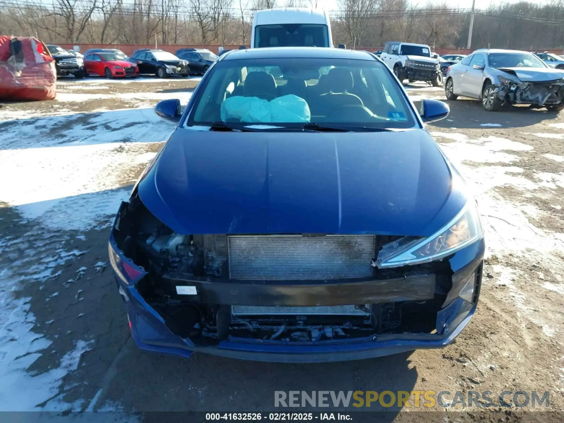 12 Photograph of a damaged car 5NPD84LF7LH587645 HYUNDAI ELANTRA 2020