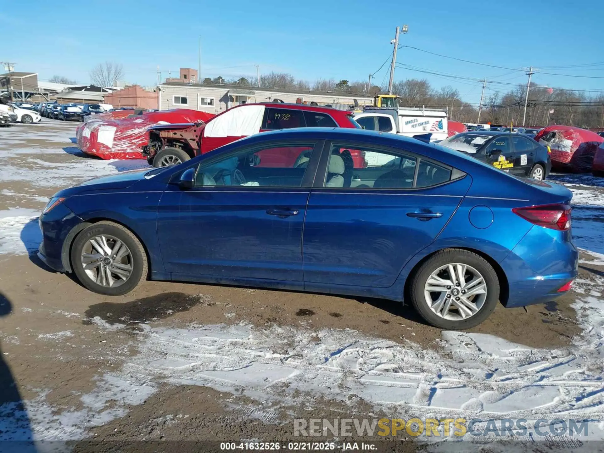 14 Photograph of a damaged car 5NPD84LF7LH587645 HYUNDAI ELANTRA 2020