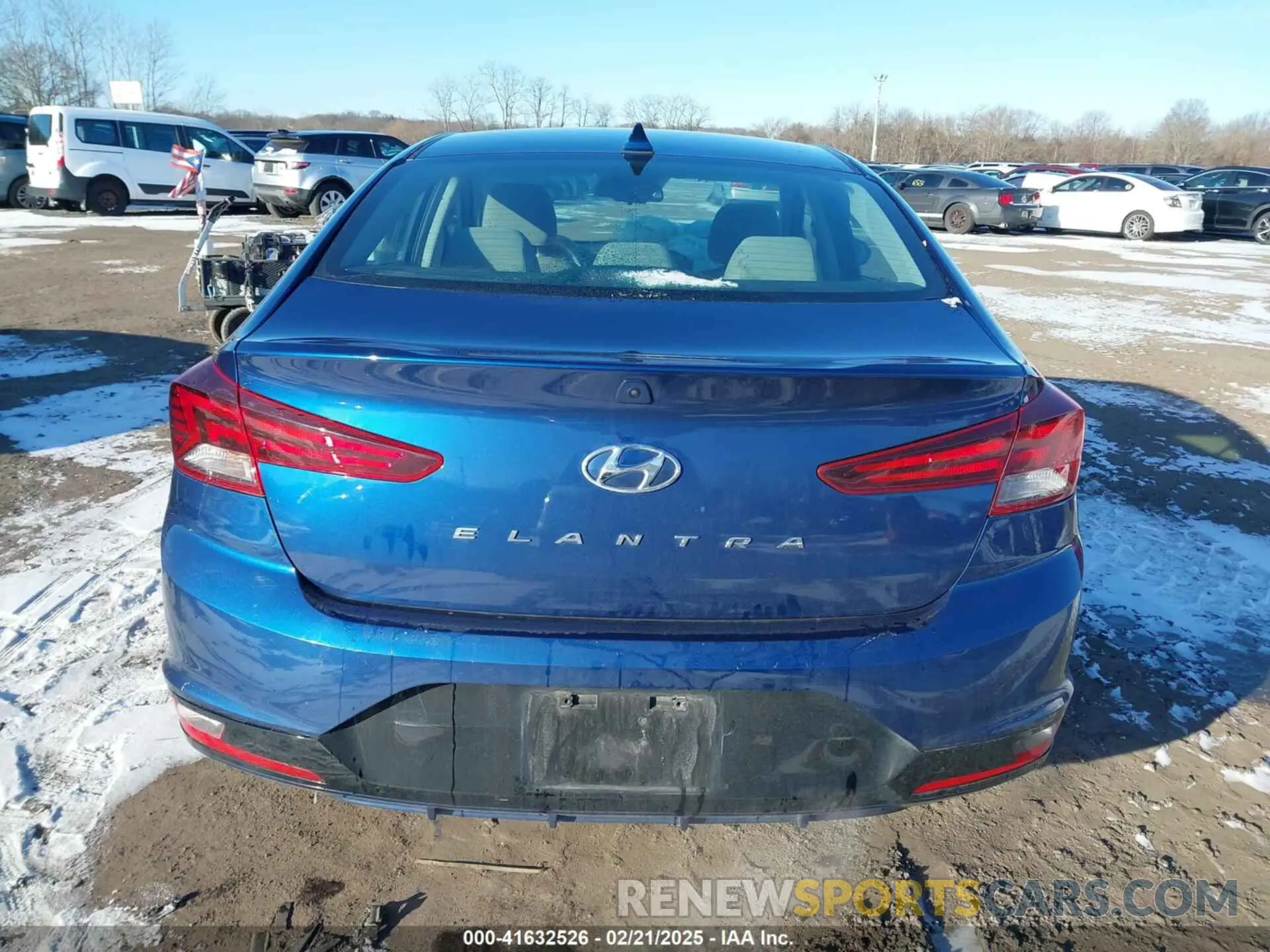 16 Photograph of a damaged car 5NPD84LF7LH587645 HYUNDAI ELANTRA 2020