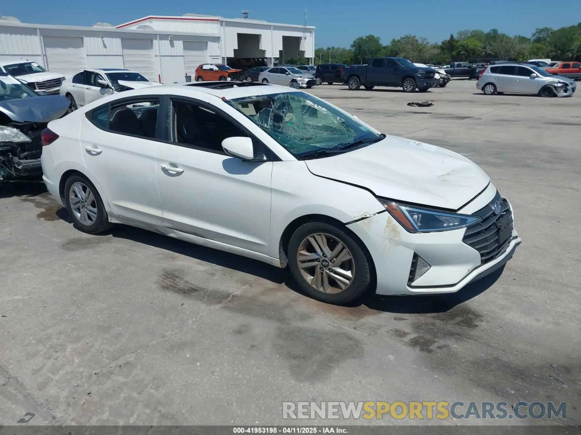 1 Photograph of a damaged car 5NPD84LF7LH591873 HYUNDAI ELANTRA 2020