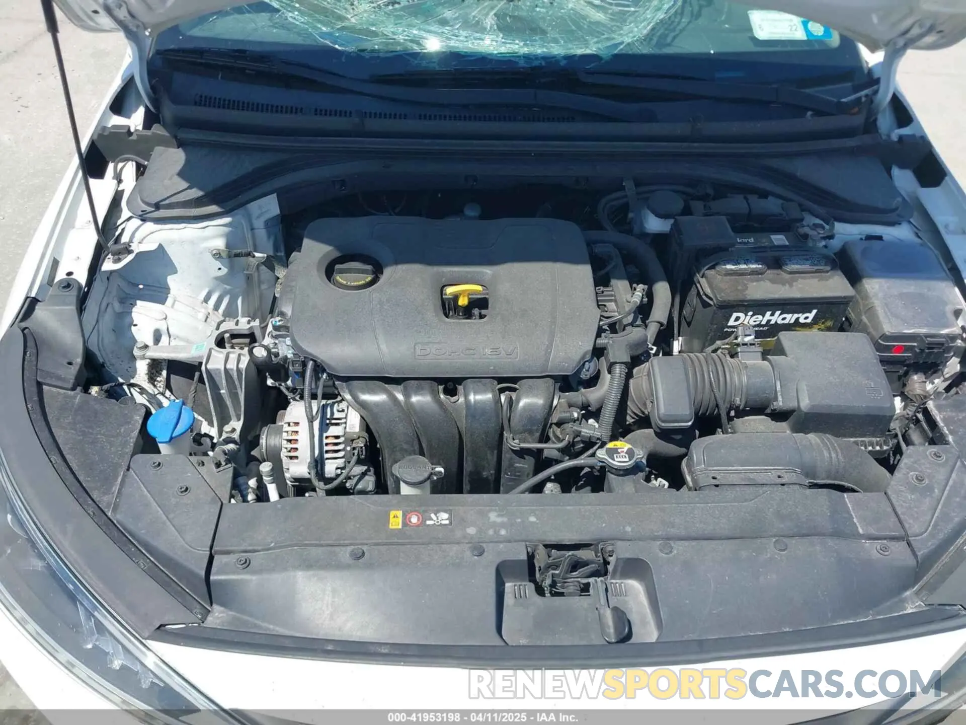 10 Photograph of a damaged car 5NPD84LF7LH591873 HYUNDAI ELANTRA 2020