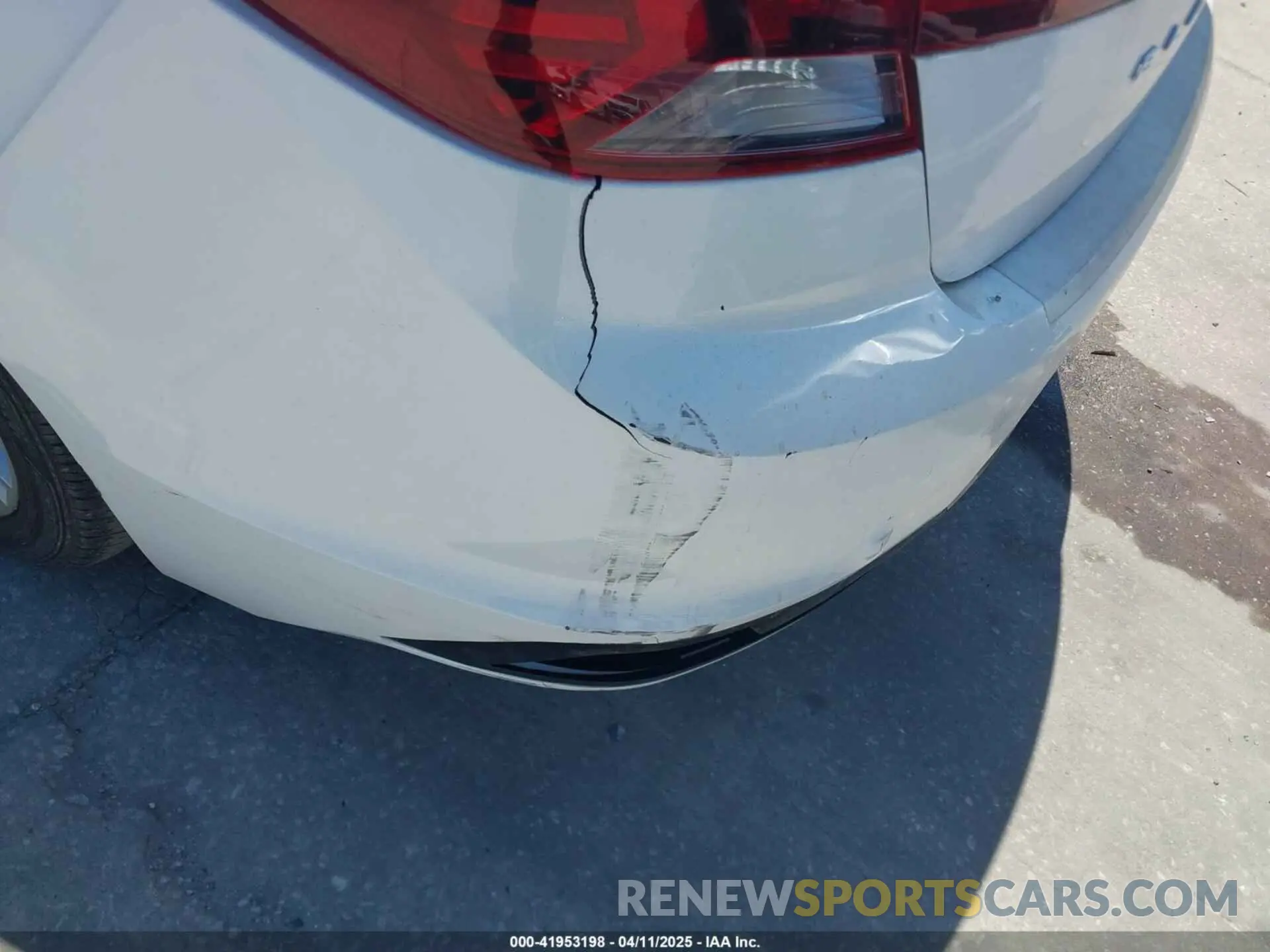 20 Photograph of a damaged car 5NPD84LF7LH591873 HYUNDAI ELANTRA 2020