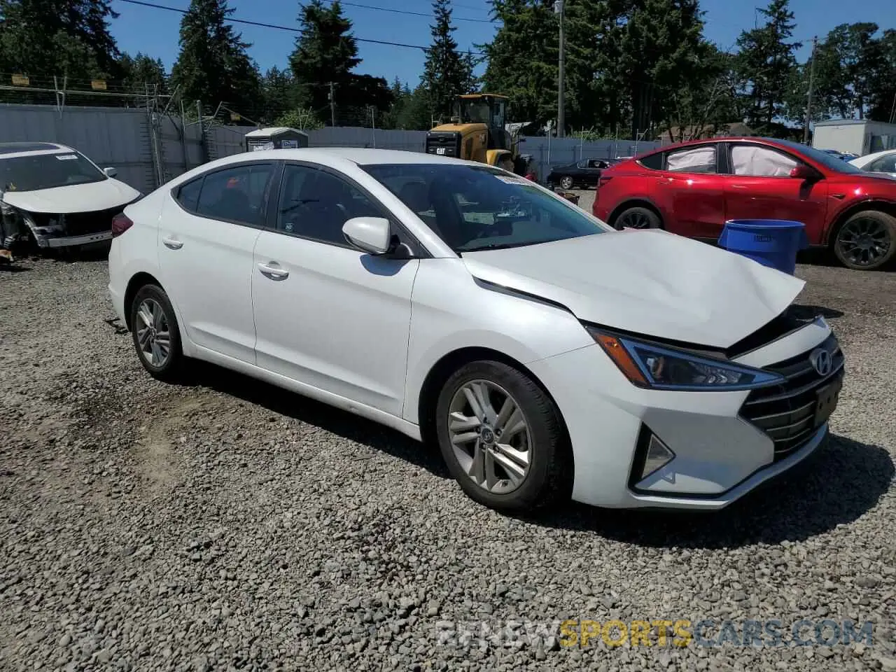 4 Photograph of a damaged car 5NPD84LF7LH602158 HYUNDAI ELANTRA 2020