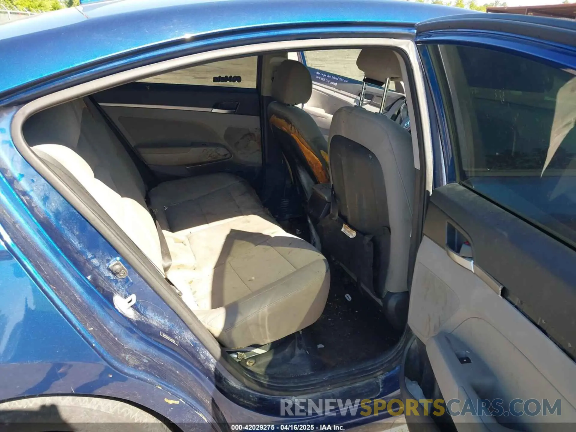 8 Photograph of a damaged car 5NPD84LF7LH631188 HYUNDAI ELANTRA 2020