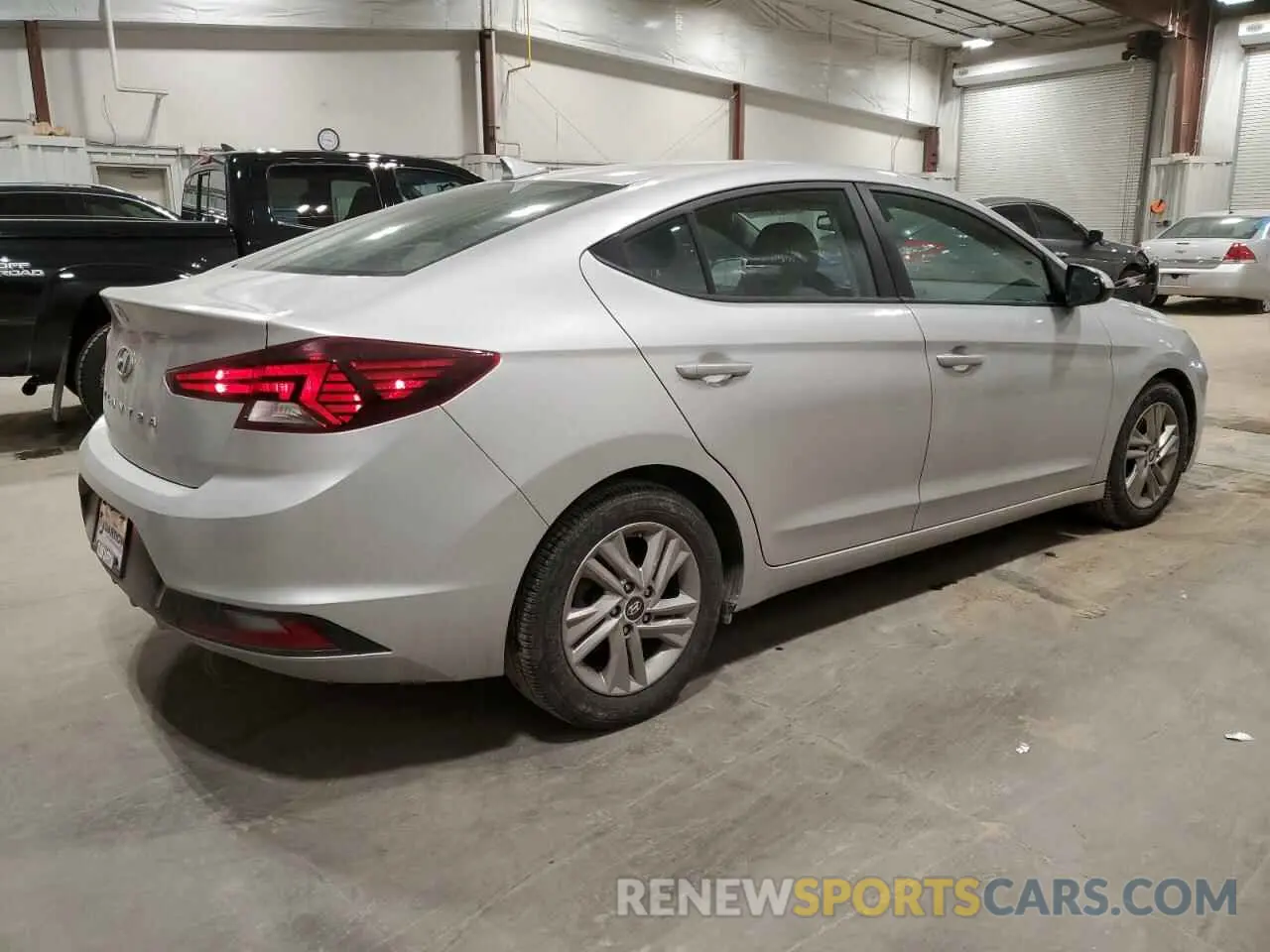 3 Photograph of a damaged car 5NPD84LF8LH511819 HYUNDAI ELANTRA 2020