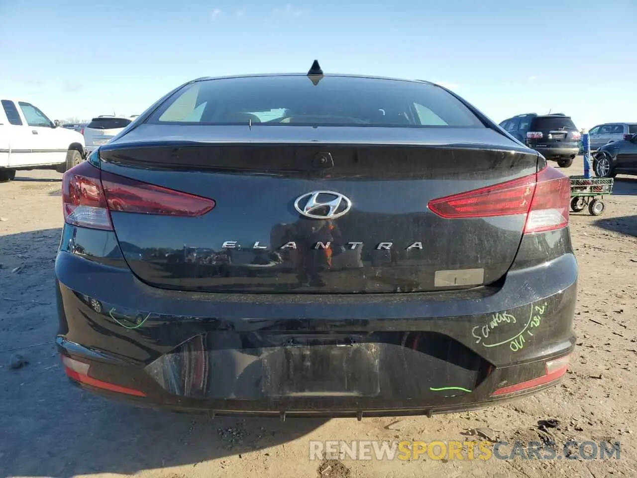 6 Photograph of a damaged car 5NPD84LF8LH533500 HYUNDAI ELANTRA 2020