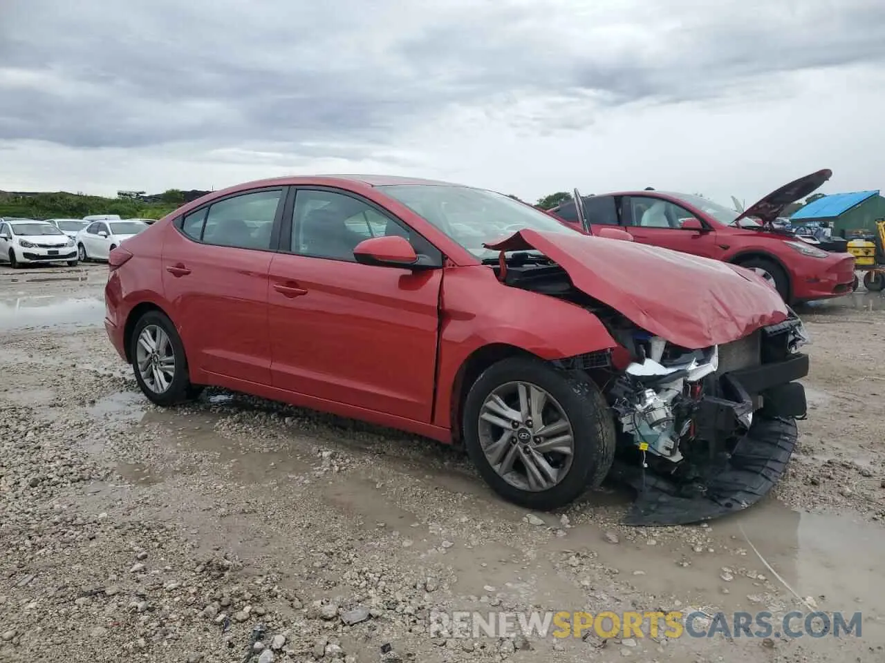 4 Photograph of a damaged car 5NPD84LF8LH536610 HYUNDAI ELANTRA 2020