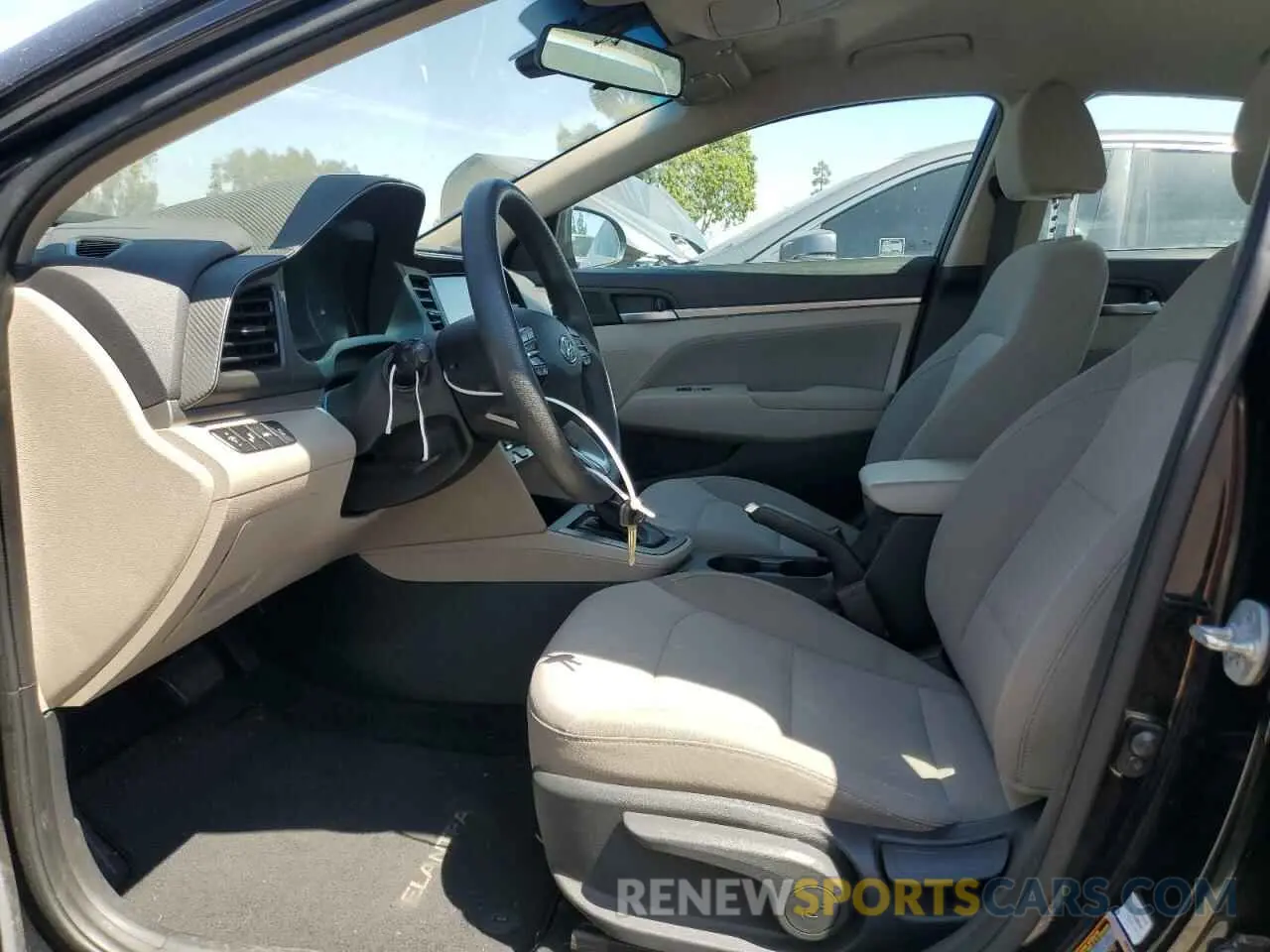 7 Photograph of a damaged car 5NPD84LF8LH537269 HYUNDAI ELANTRA 2020