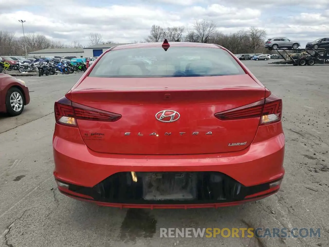 6 Photograph of a damaged car 5NPD84LF8LH552547 HYUNDAI ELANTRA 2020