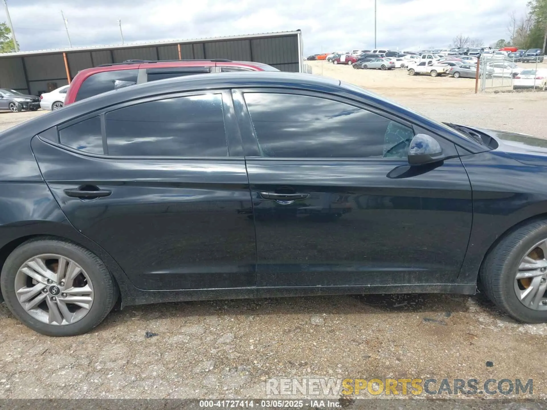 13 Photograph of a damaged car 5NPD84LF8LH554038 HYUNDAI ELANTRA 2020