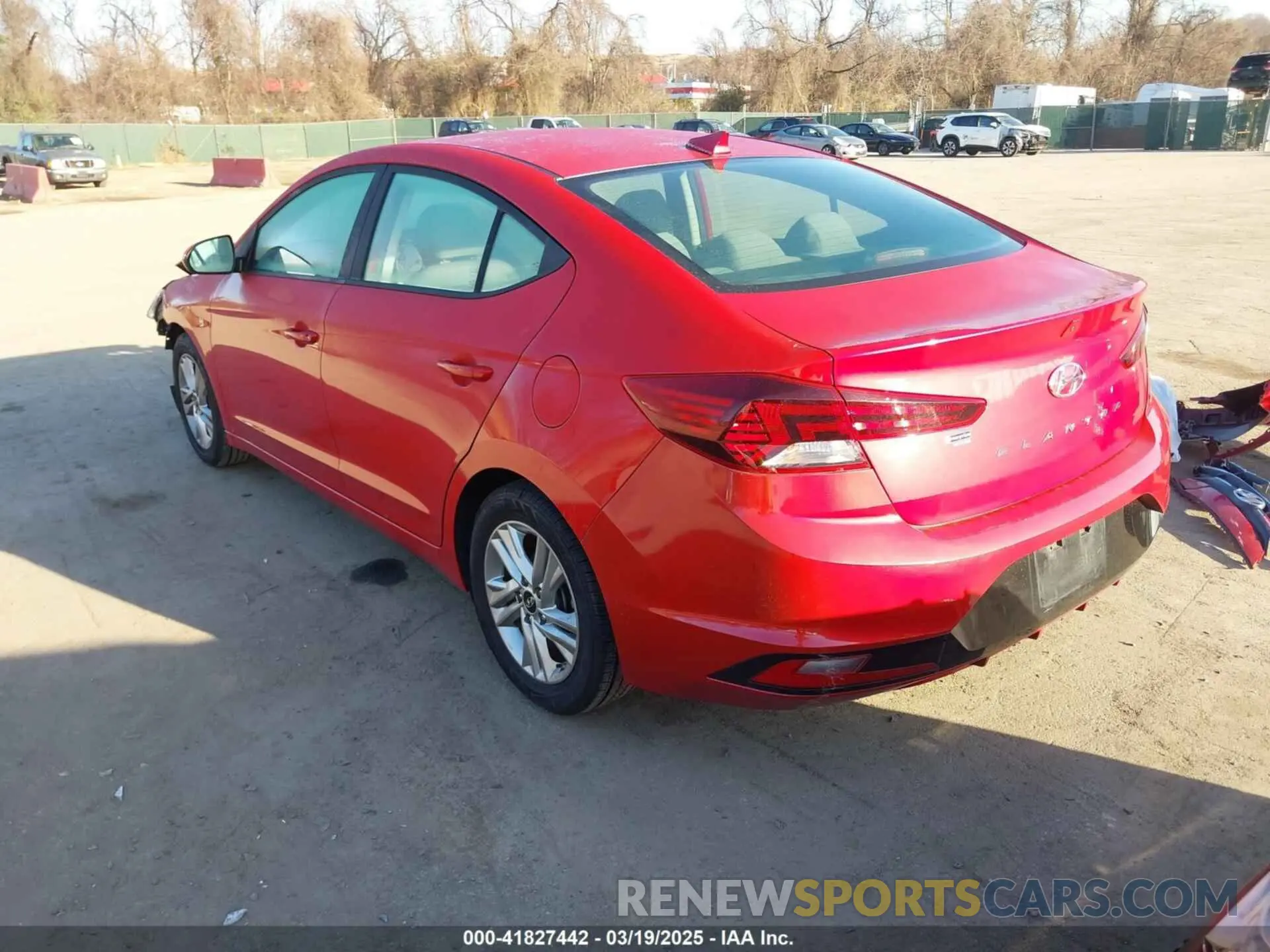 3 Photograph of a damaged car 5NPD84LF8LH562835 HYUNDAI ELANTRA 2020