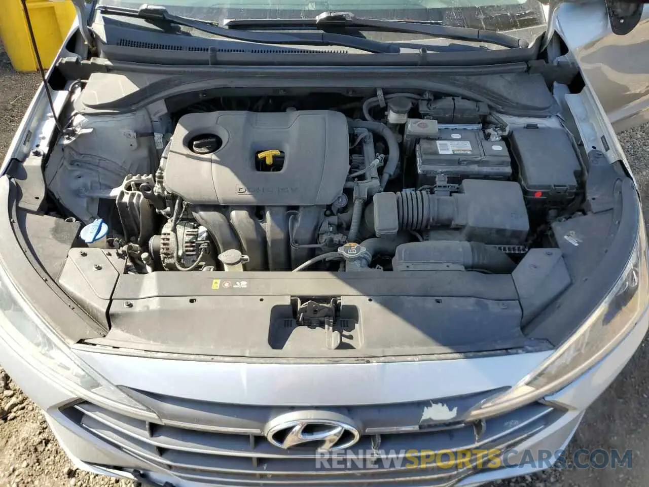 11 Photograph of a damaged car 5NPD84LF8LH575407 HYUNDAI ELANTRA 2020