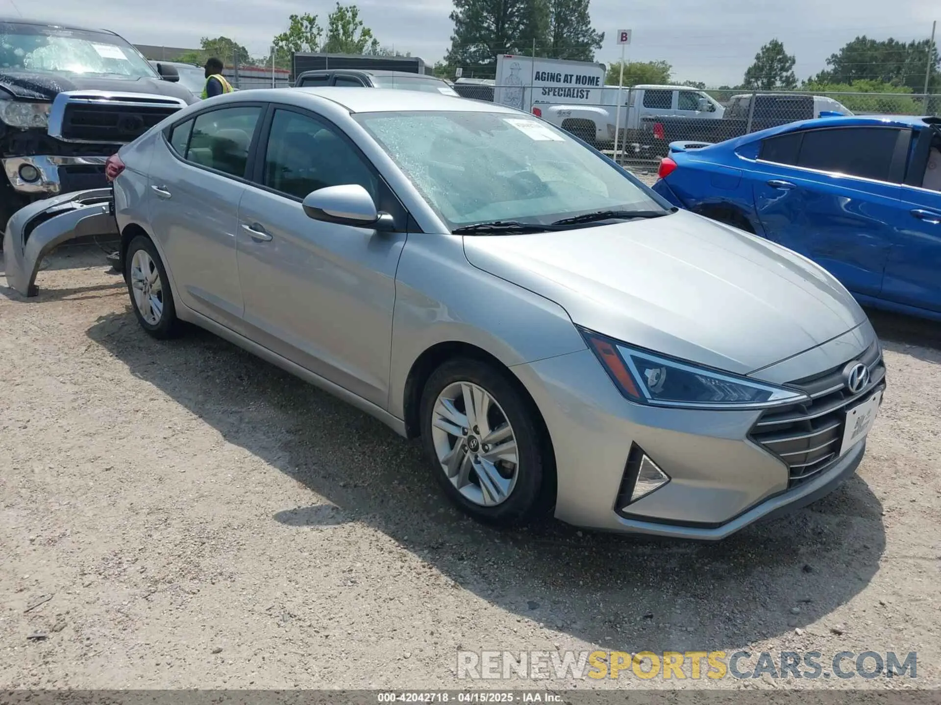 1 Photograph of a damaged car 5NPD84LF8LH593390 HYUNDAI ELANTRA 2020