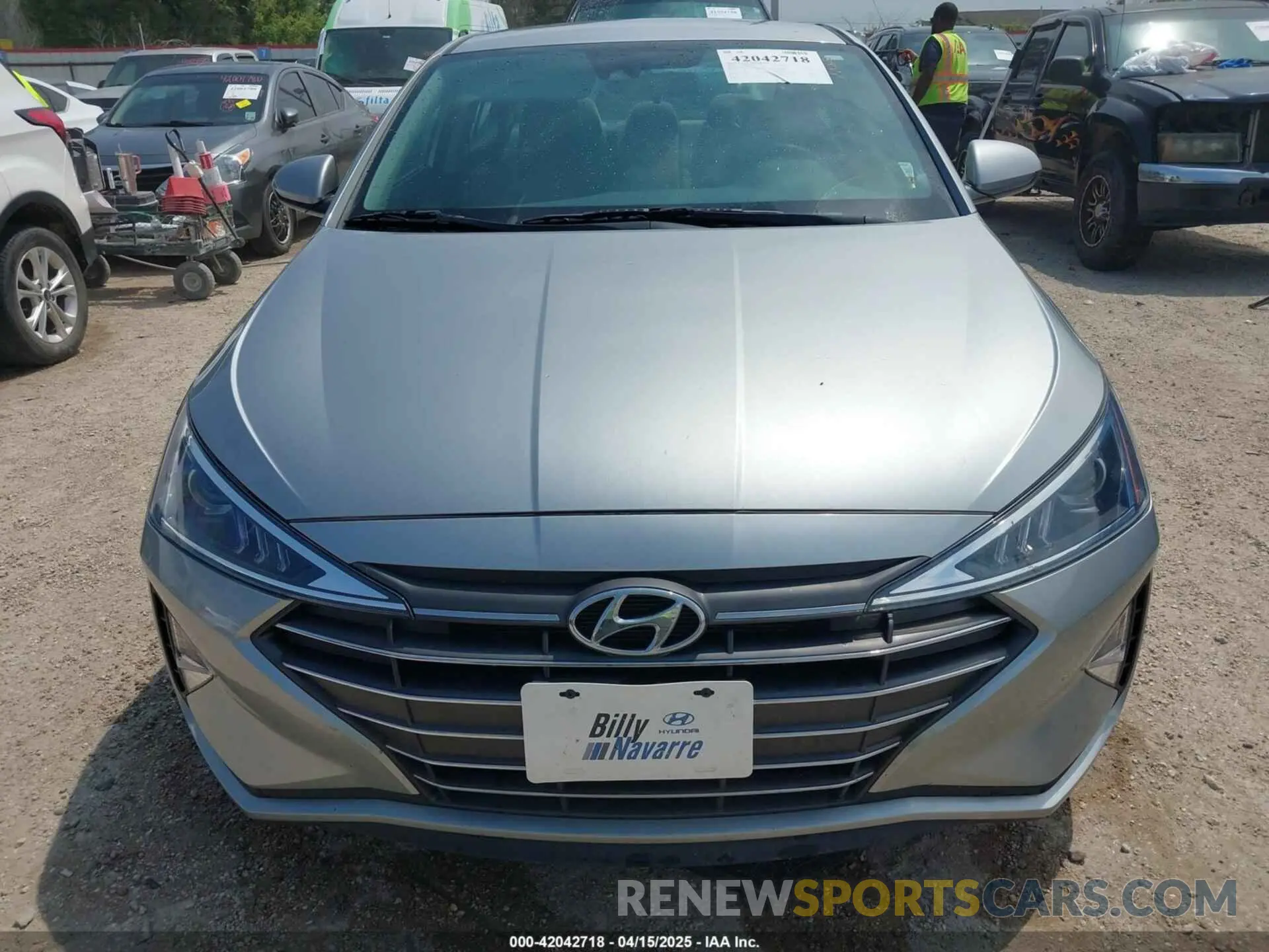 13 Photograph of a damaged car 5NPD84LF8LH593390 HYUNDAI ELANTRA 2020