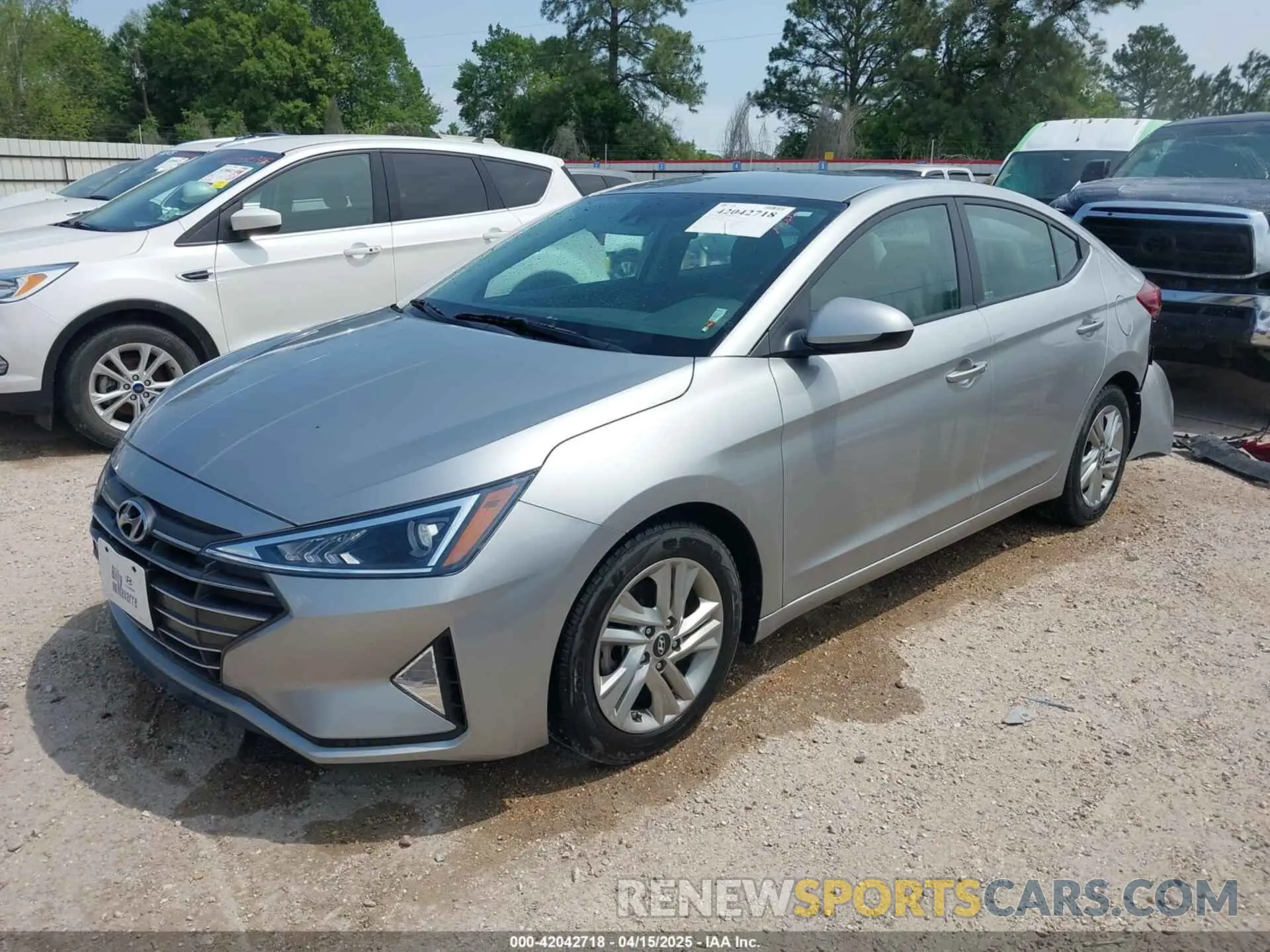 2 Photograph of a damaged car 5NPD84LF8LH593390 HYUNDAI ELANTRA 2020