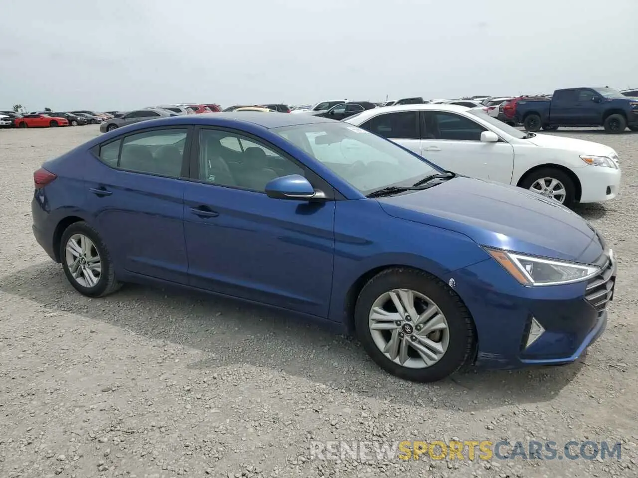 4 Photograph of a damaged car 5NPD84LF8LH621303 HYUNDAI ELANTRA 2020