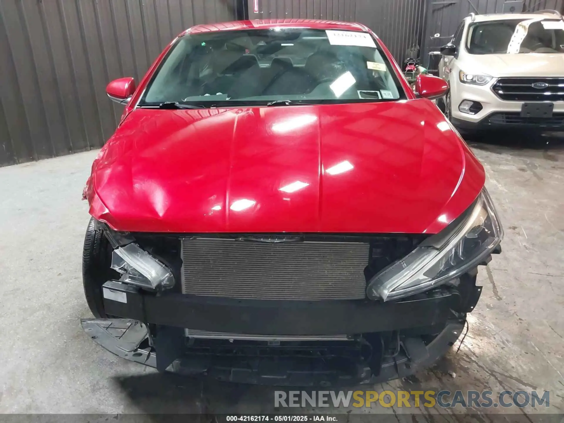 13 Photograph of a damaged car 5NPD84LF8LH621785 HYUNDAI ELANTRA 2020