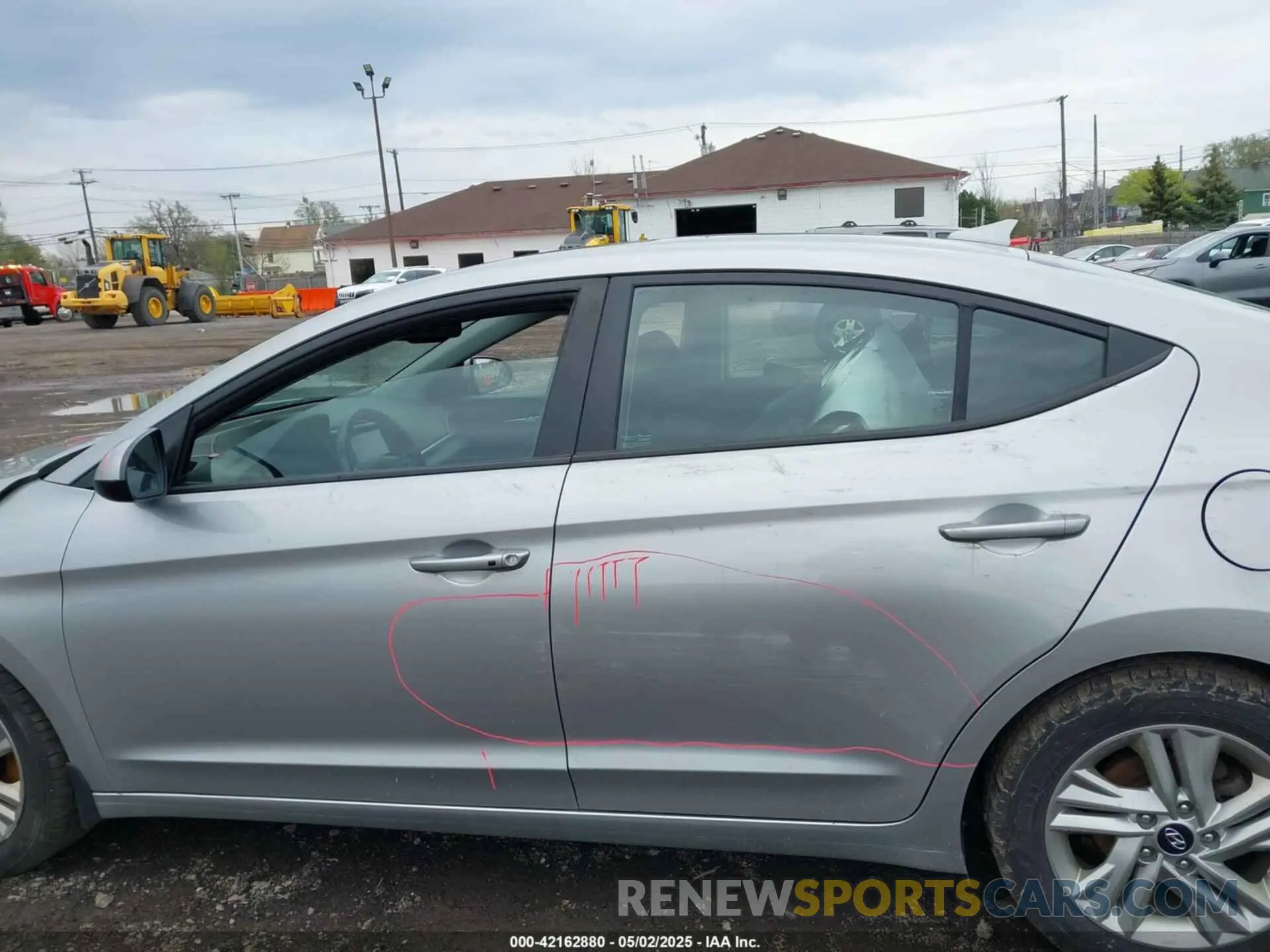 13 Photograph of a damaged car 5NPD84LF8LH629384 HYUNDAI ELANTRA 2020