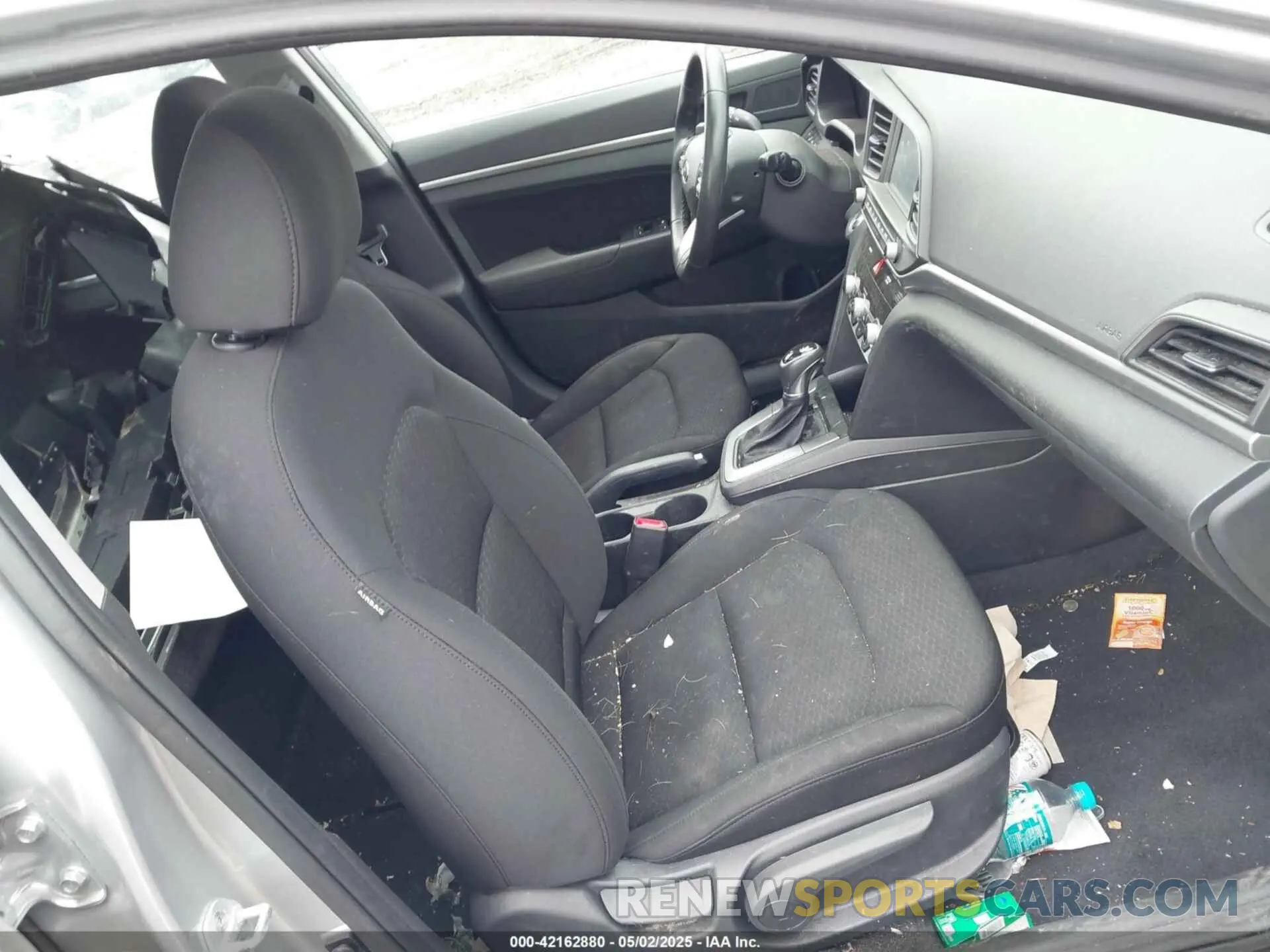 5 Photograph of a damaged car 5NPD84LF8LH629384 HYUNDAI ELANTRA 2020