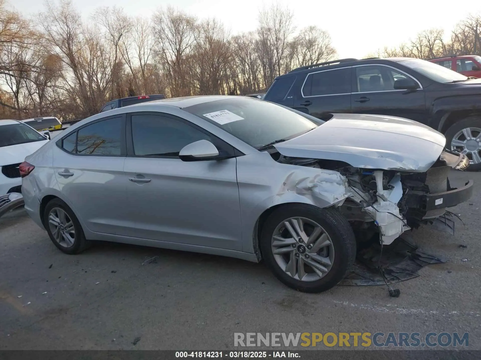 14 Photograph of a damaged car 5NPD84LF9LH505432 HYUNDAI ELANTRA 2020