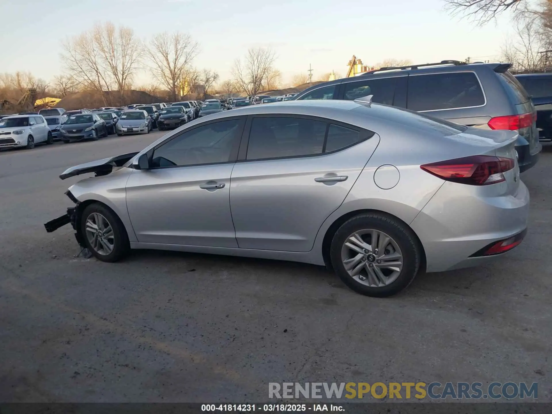 15 Photograph of a damaged car 5NPD84LF9LH505432 HYUNDAI ELANTRA 2020