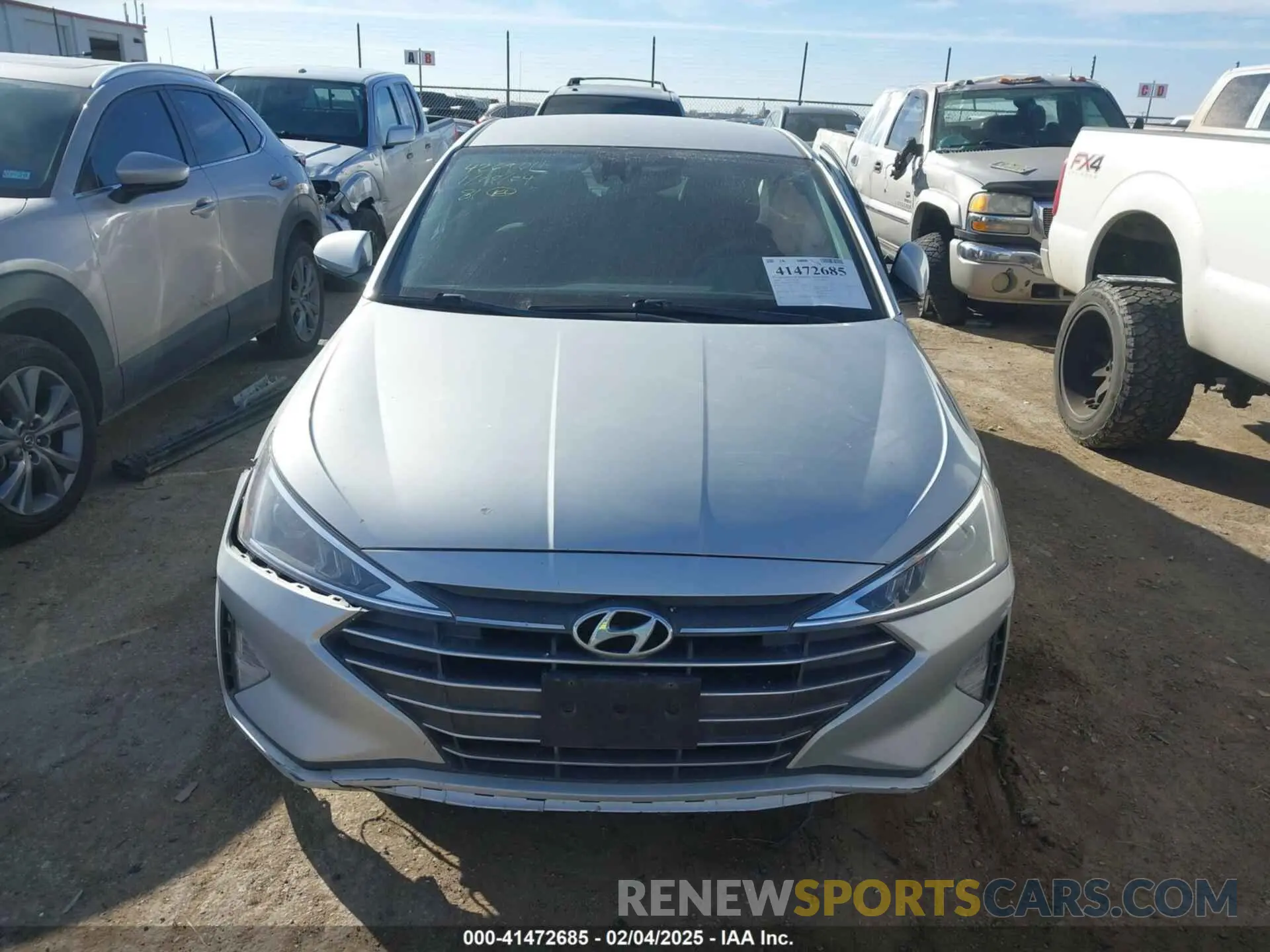 11 Photograph of a damaged car 5NPD84LF9LH506113 HYUNDAI ELANTRA 2020