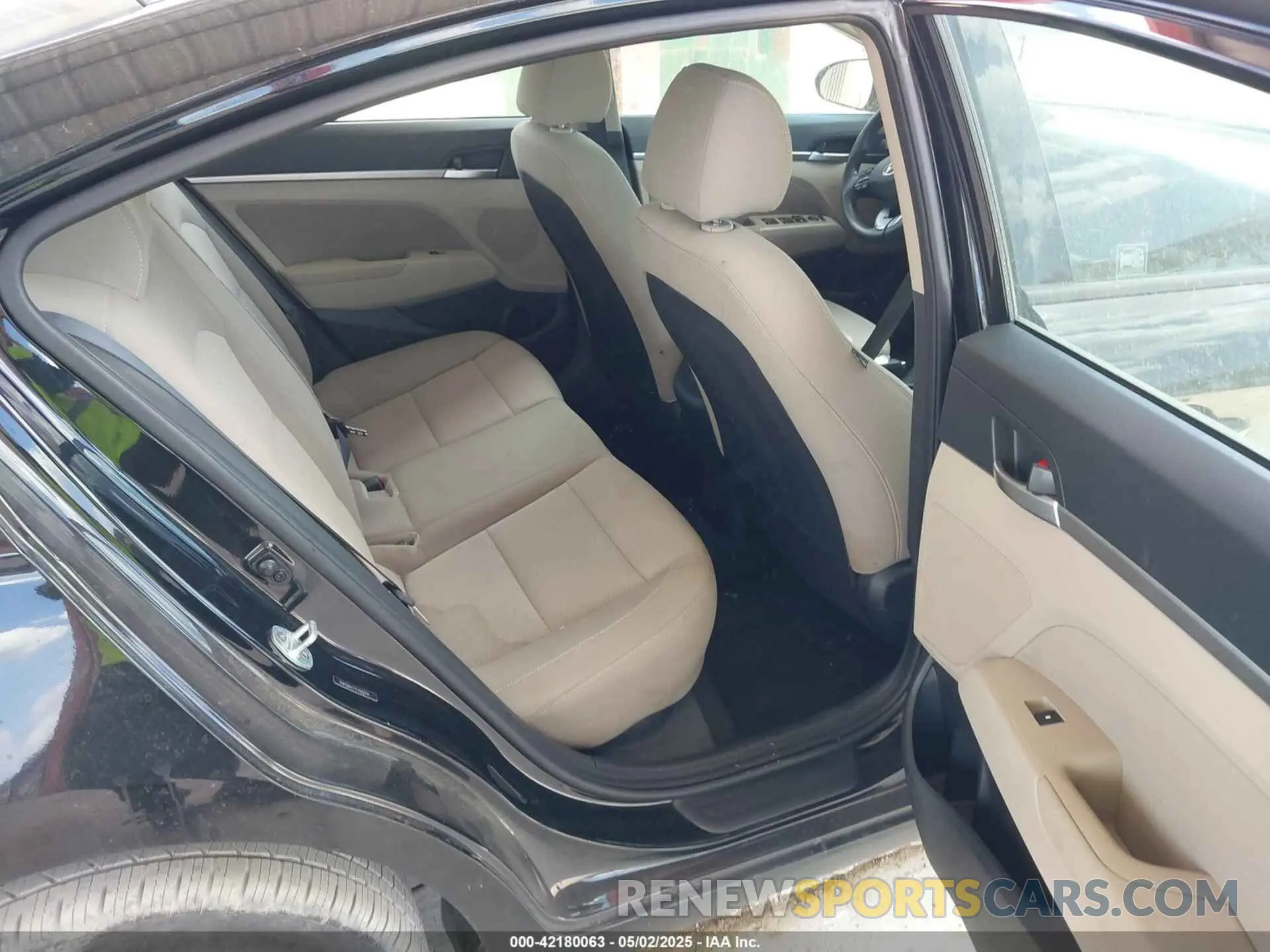 8 Photograph of a damaged car 5NPD84LF9LH507214 HYUNDAI ELANTRA 2020