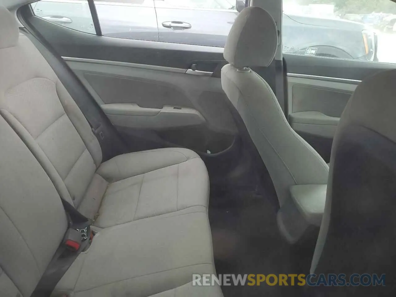 10 Photograph of a damaged car 5NPD84LF9LH510873 HYUNDAI ELANTRA 2020