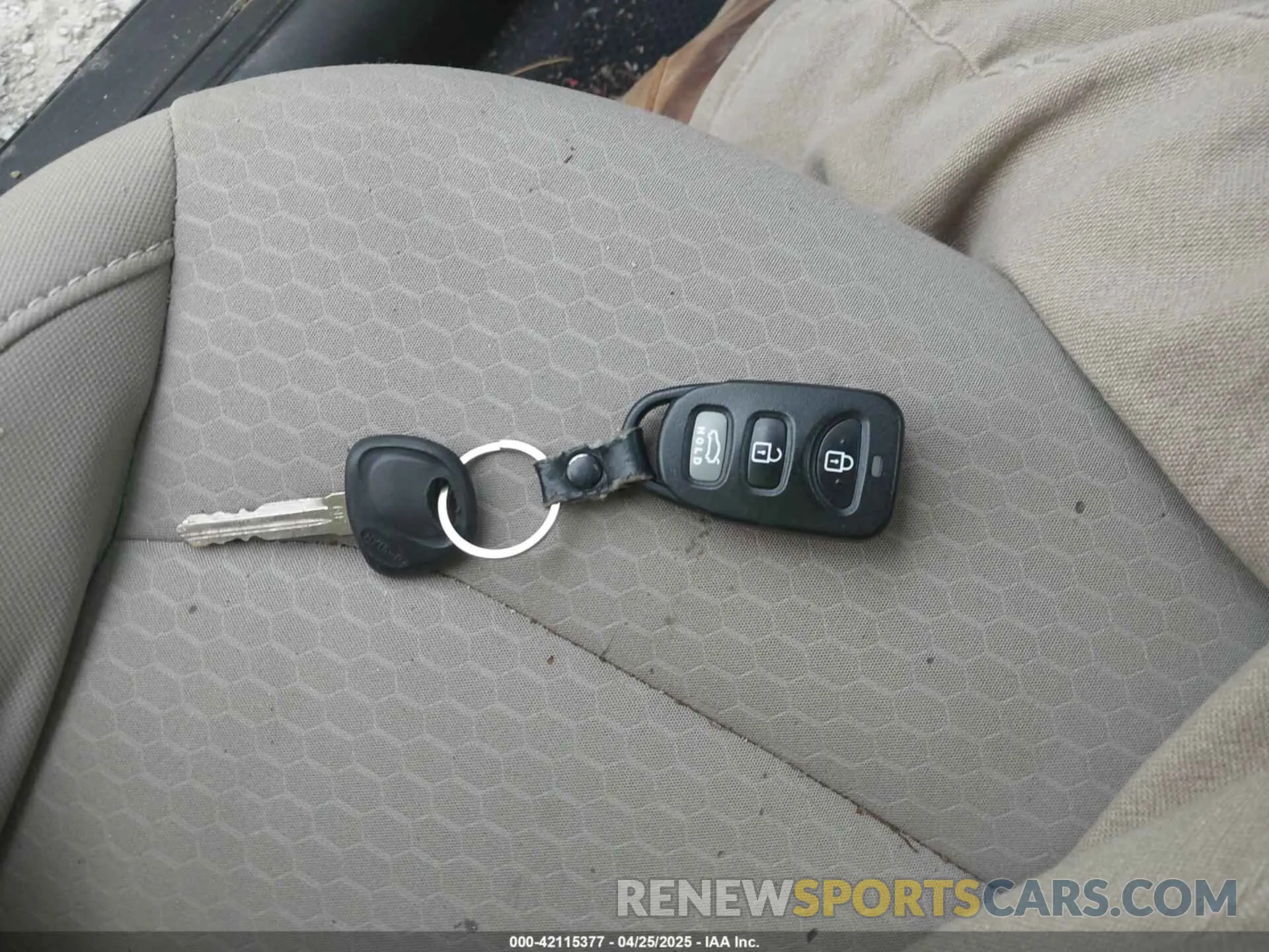 11 Photograph of a damaged car 5NPD84LF9LH519332 HYUNDAI ELANTRA 2020