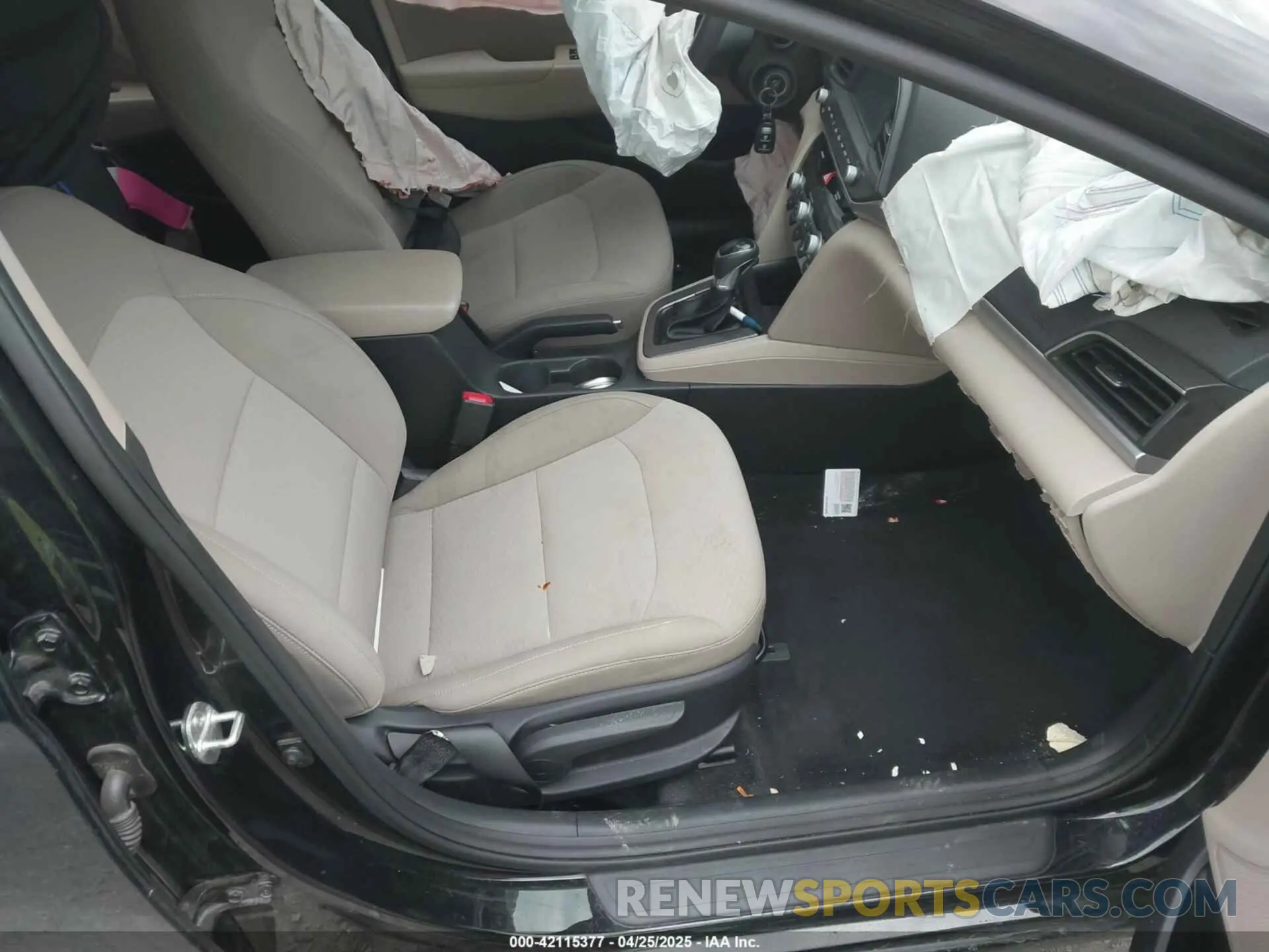 5 Photograph of a damaged car 5NPD84LF9LH519332 HYUNDAI ELANTRA 2020