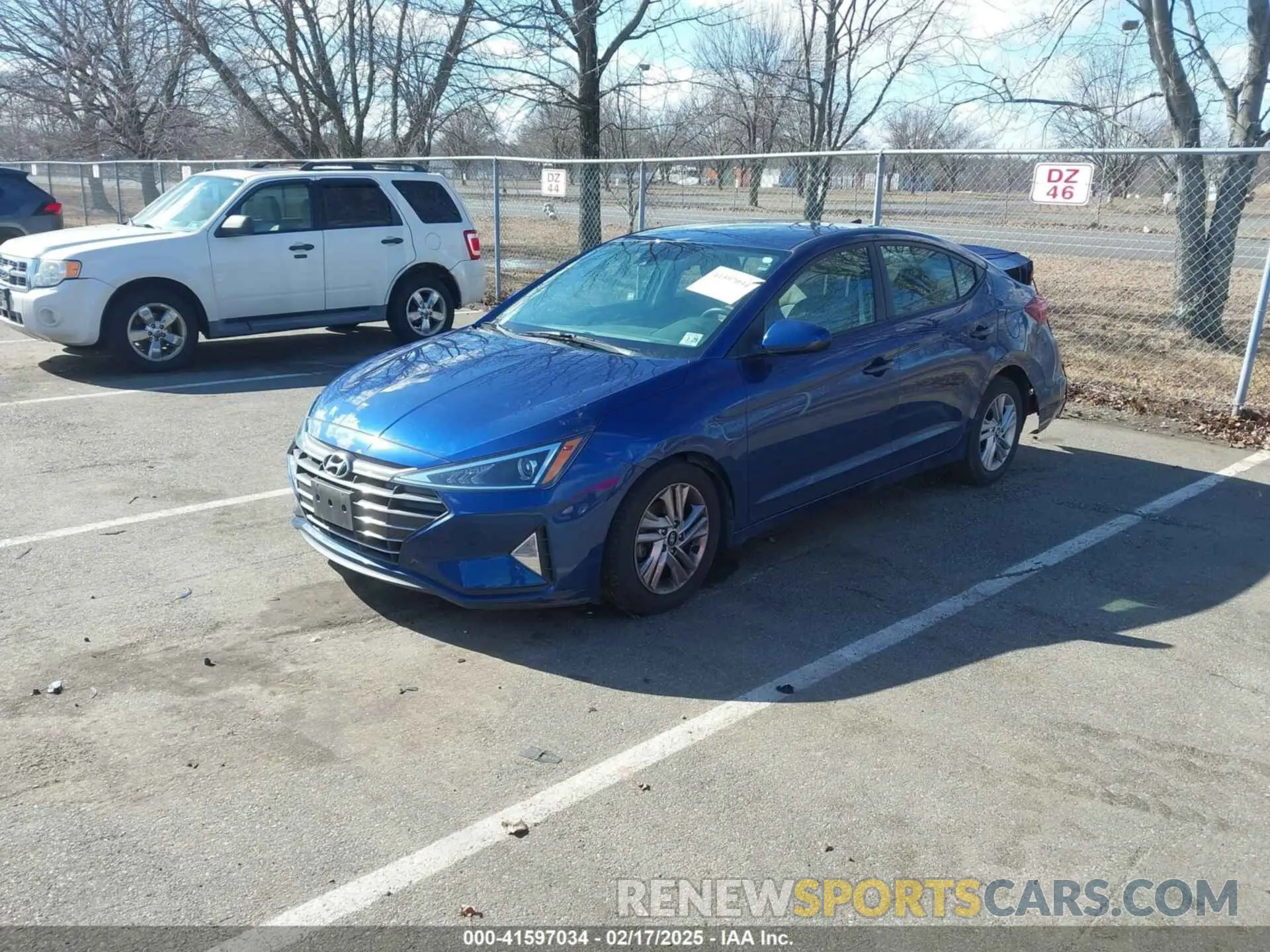 2 Photograph of a damaged car 5NPD84LF9LH532288 HYUNDAI ELANTRA 2020