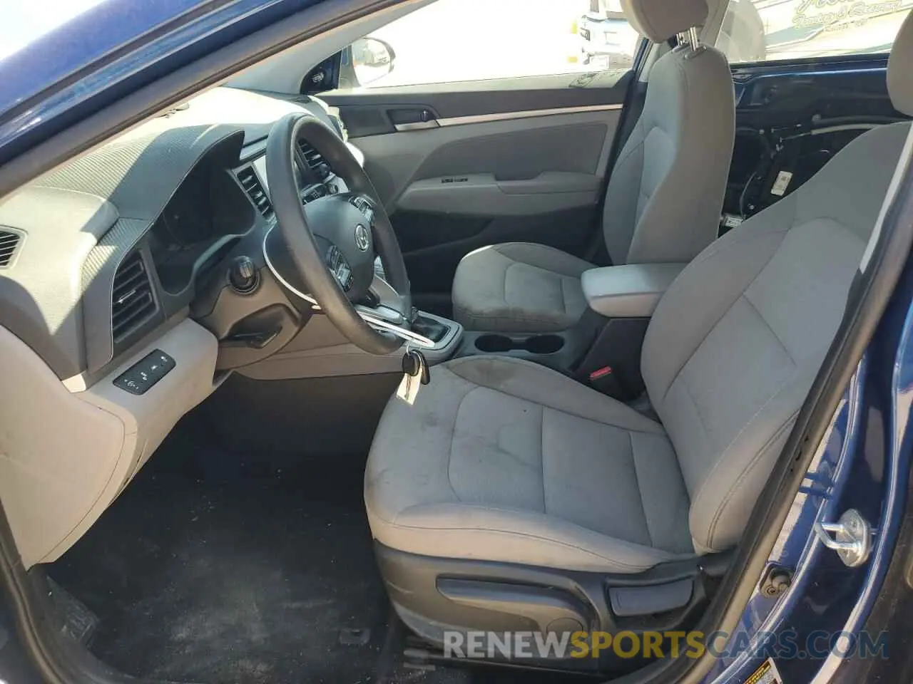 7 Photograph of a damaged car 5NPD84LF9LH533683 HYUNDAI ELANTRA 2020