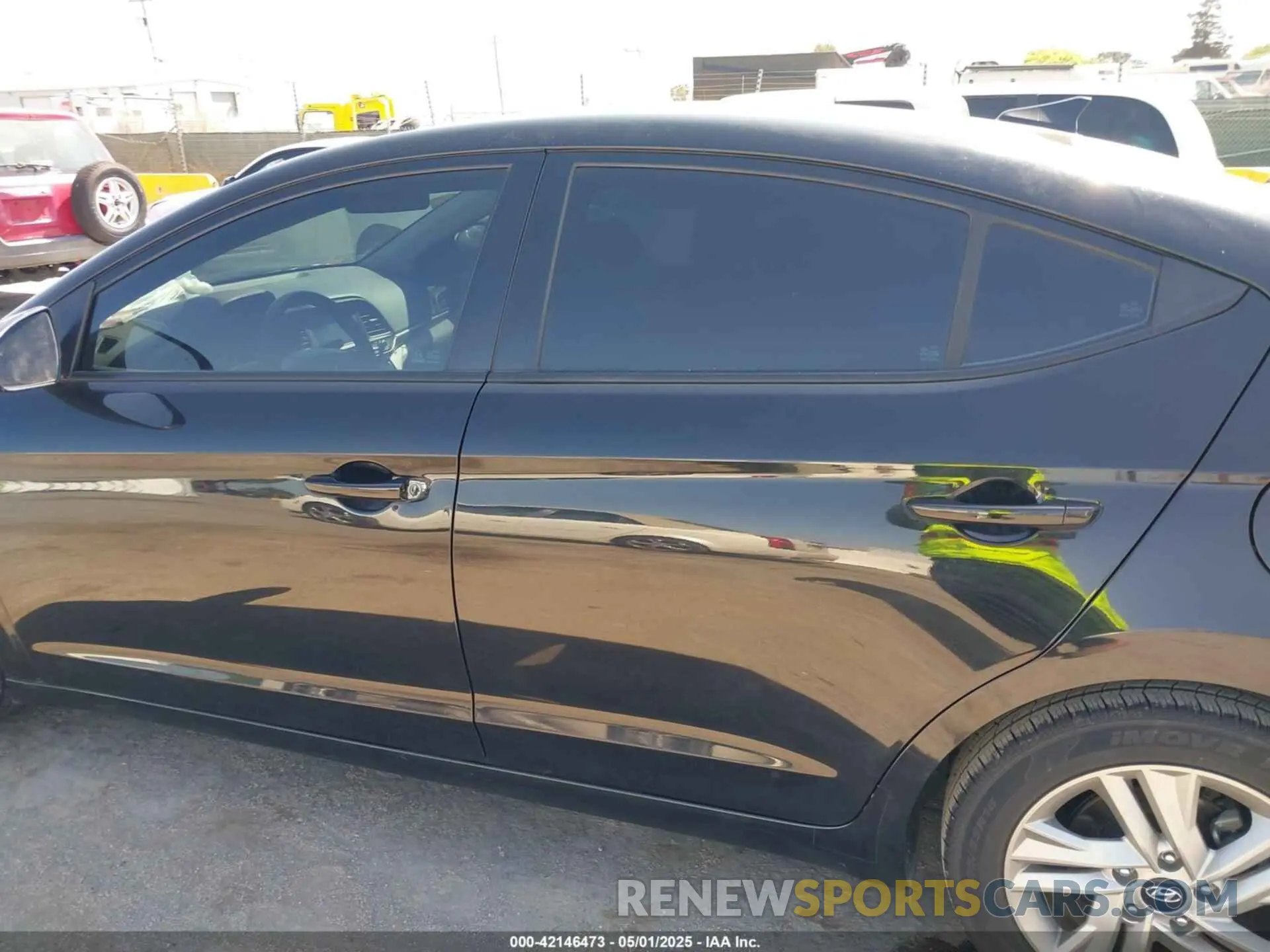 14 Photograph of a damaged car 5NPD84LF9LH548247 HYUNDAI ELANTRA 2020