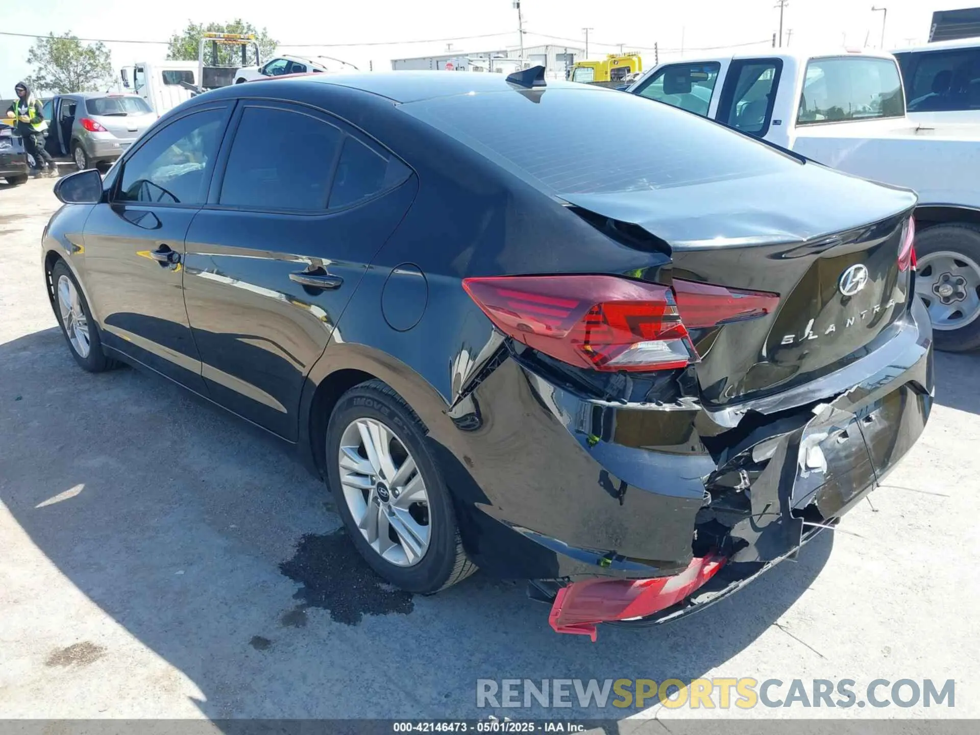 3 Photograph of a damaged car 5NPD84LF9LH548247 HYUNDAI ELANTRA 2020